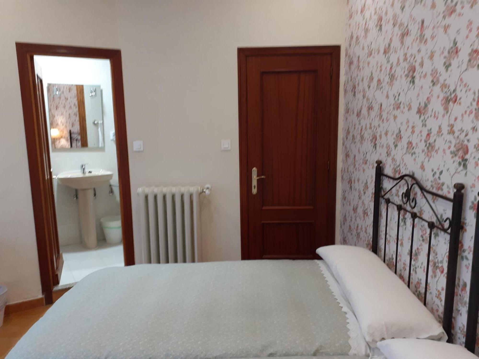 Uria 25 Rooms Oviedo Luaran gambar