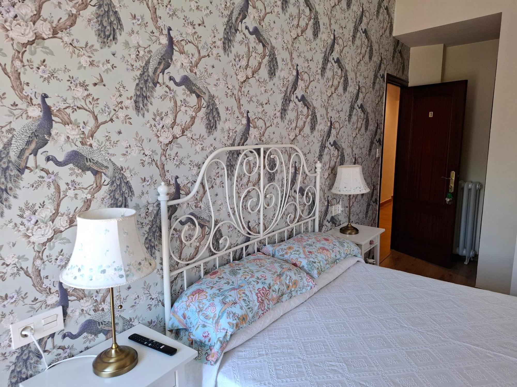 Uria 25 Rooms Oviedo Luaran gambar